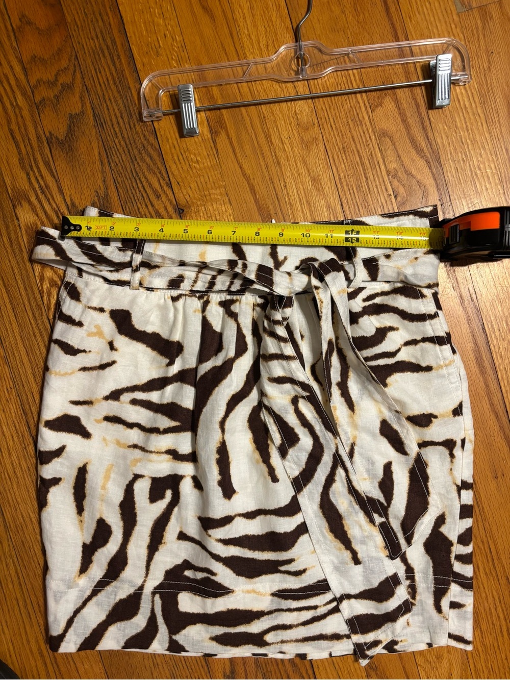 Banana Republic Cream and Brown Animal-Print Tie-Waist Mini Skirt - Picture 9 of 9